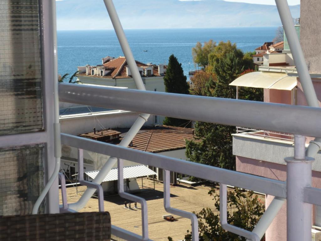 Apartments Jovan City Center With Free Parking Ohrid Room photo
